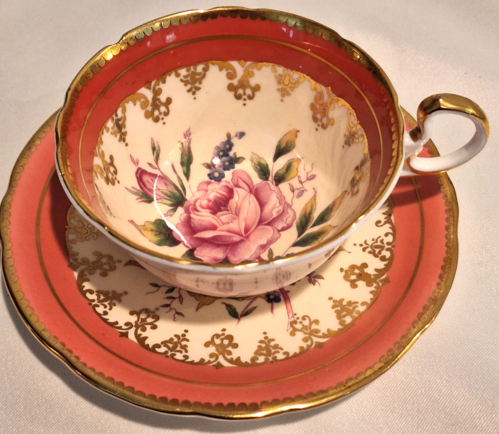 Vintage Aynsley Pattern 894 Coral Pink Gold Lace Teacup Saucer Set England